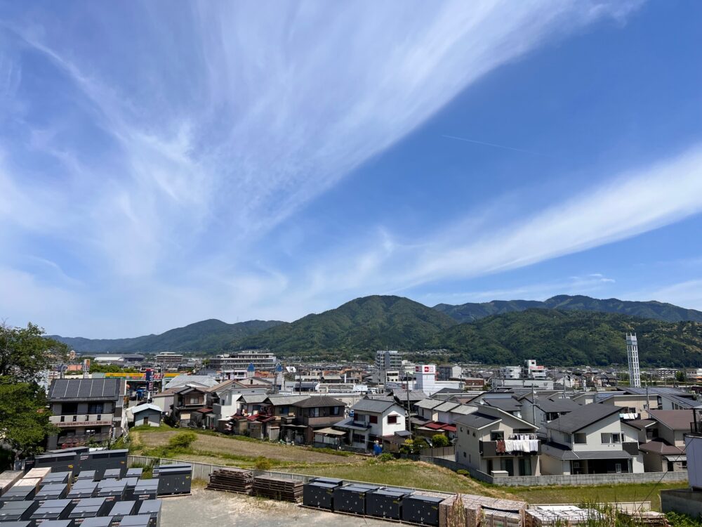 亀岡市西つつじヶ丘雲仙台の景色