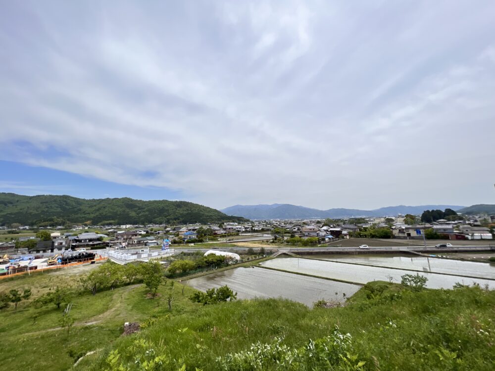 亀岡市薭田野町の景色